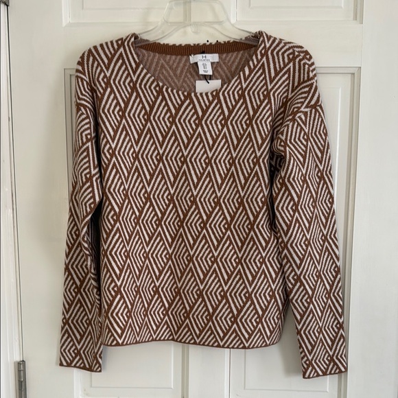 H by Halston Sweaters - Geometric Brown and White Sweater by Halston